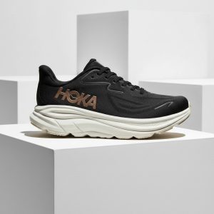 Sneakersy Hoka Clifton 10, kolorystyka czarny z różowym złotem, unisex, lekka amortyzacja, siatka jakardowa, 1162031-BRGL